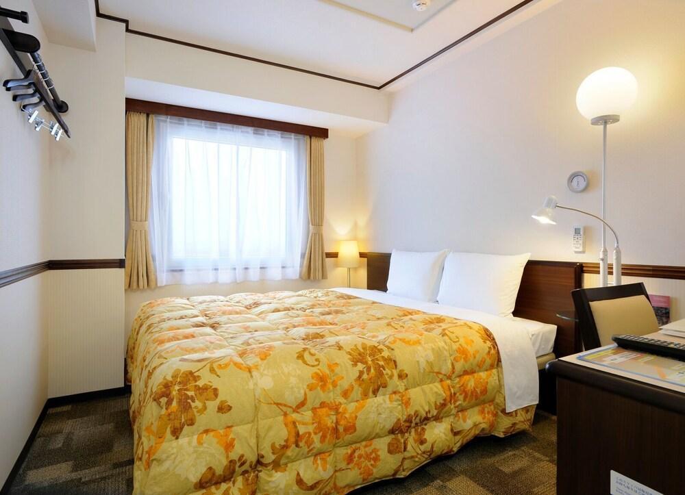 Toyoko Inn Fukuyama-Eki Shinkansen Minami-Guchi Exteriér fotografie
