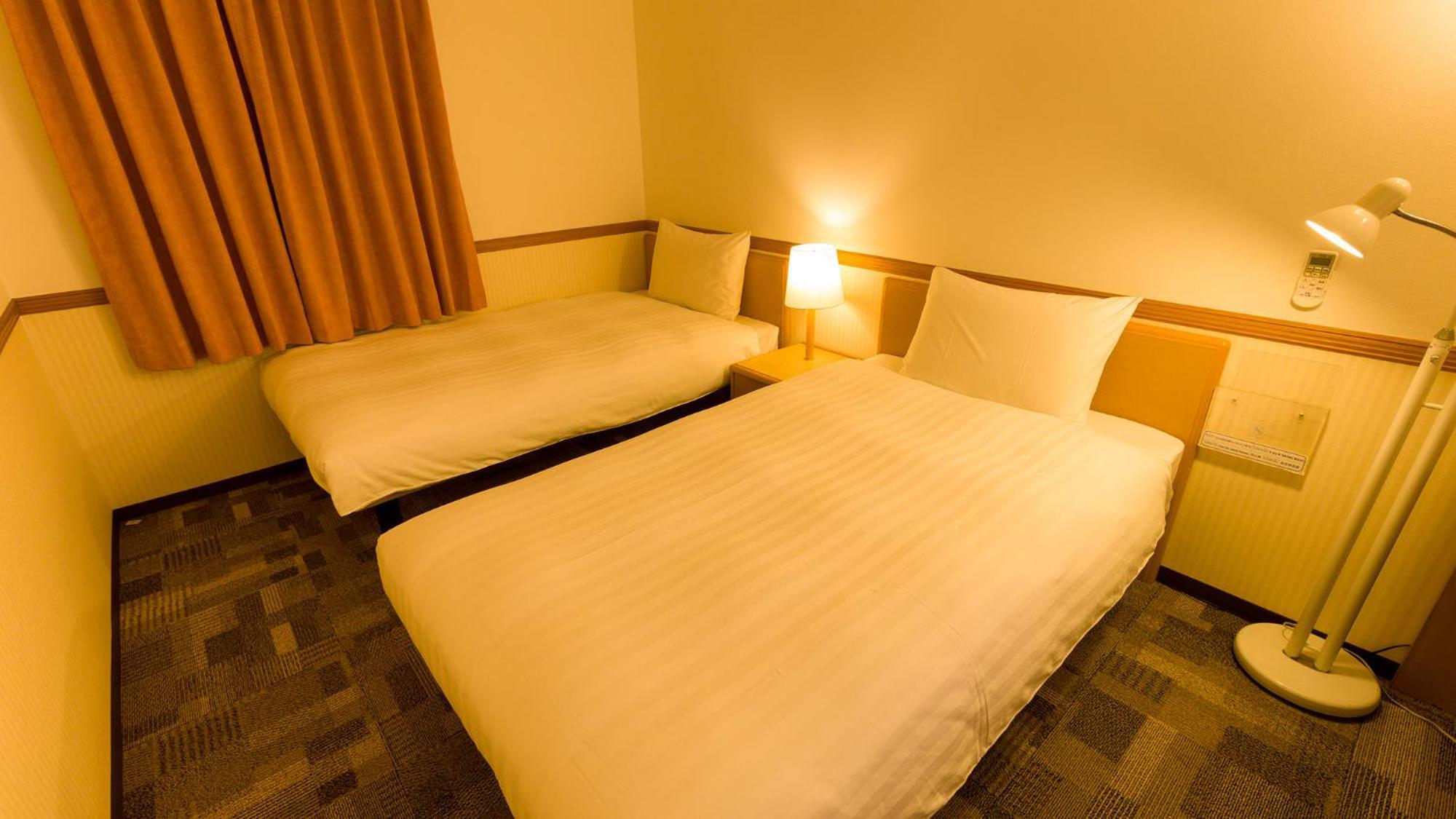 Toyoko Inn Fukuyama-Eki Shinkansen Minami-Guchi Pokoj fotografie